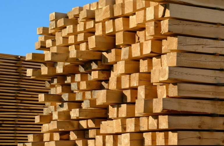 drewno budowlane